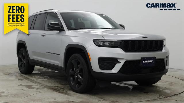 2022 Jeep Grand Cherokee Altitude 4x4 for sale in Norwood, MA