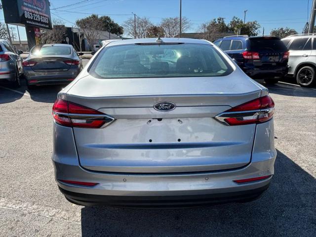 2020 Ford Fusion Hybrid SE