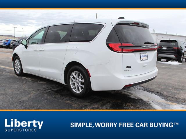 2023 Chrysler Pacifica Touring L