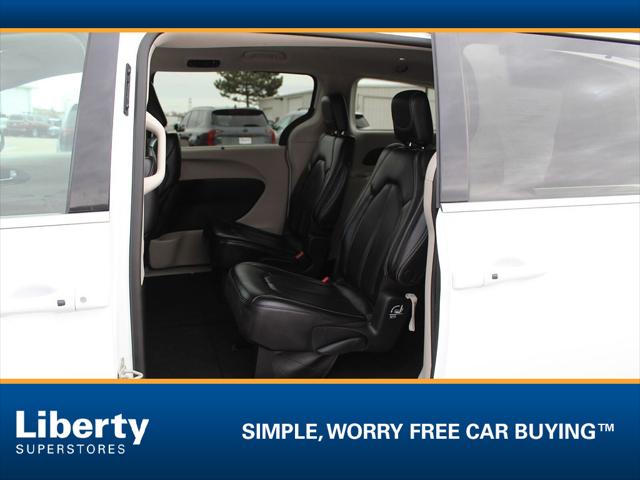 2023 Chrysler Pacifica Touring L