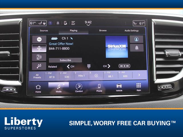 2023 Chrysler Pacifica Touring L