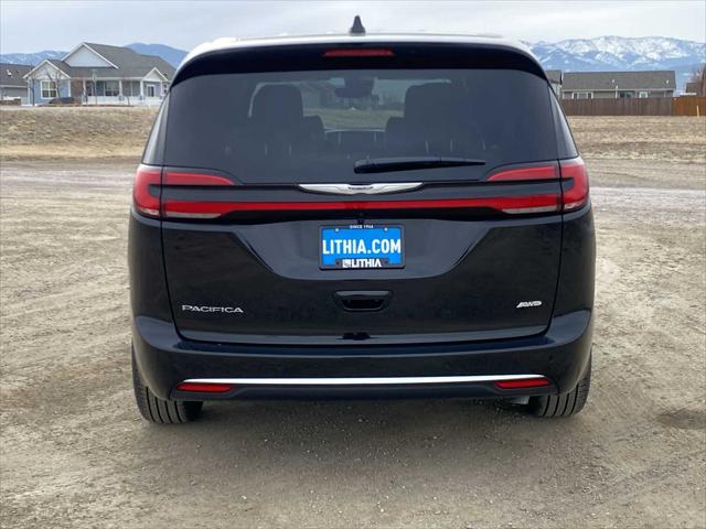2026 Chrysler Pacifica Select AWD