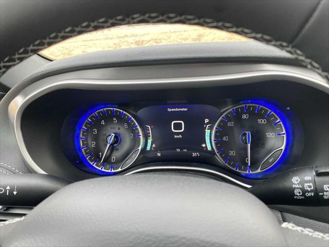 2026 Chrysler Pacifica Select AWD