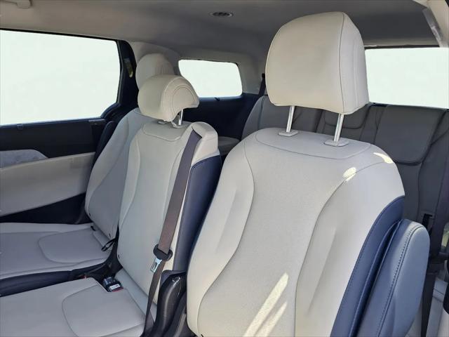 2026 Kia Carnival MPV EX