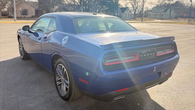 2019 Dodge Challenger SXT AWD