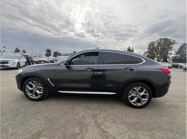 2022 BMW X4 xDrive30i