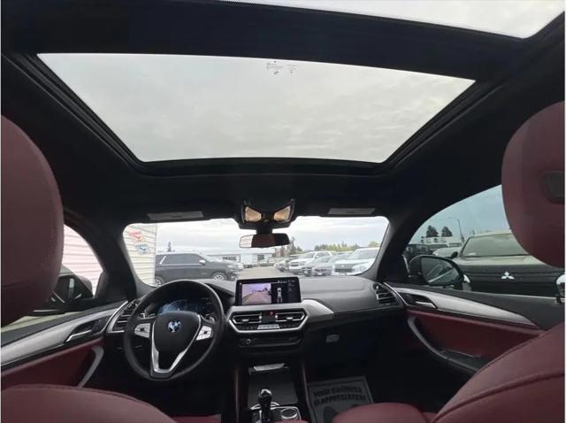 2022 BMW X4 xDrive30i