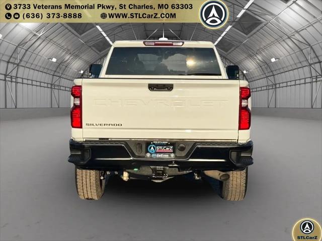 2023 Chevrolet Silverado 3500HD 4WD Crew Cab Standard Bed WT