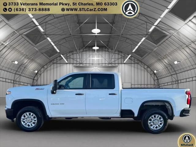 2023 Chevrolet Silverado 3500HD 4WD Crew Cab Standard Bed WT