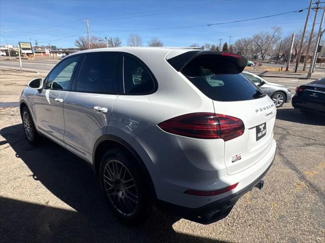 2017 Porsche Cayenne S
