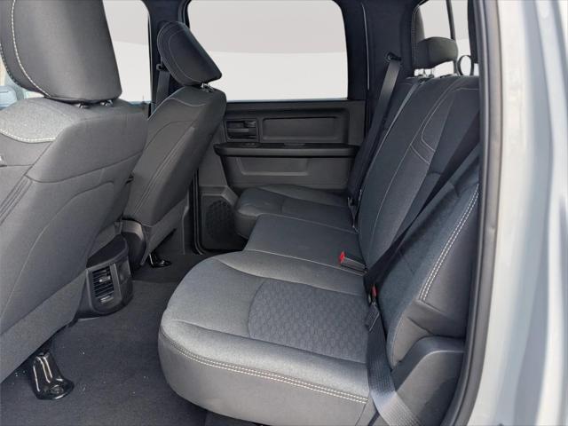 2026 Ram 3500 Tradesman Crew Cab 4x4 64 Box