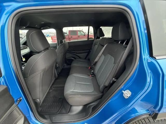 2026 Jeep Cherokee Laredo 4x4