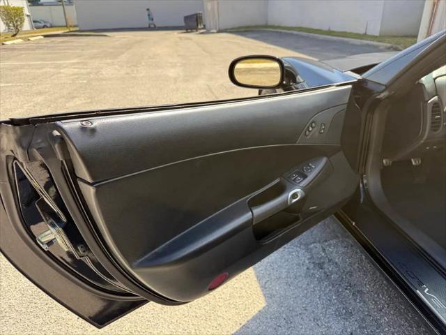 2005 Chevrolet Corvette Base