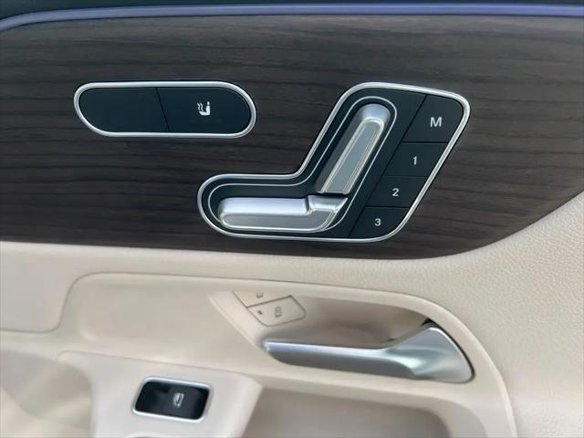 2026 Mercedes-Benz GLB 4MATIC