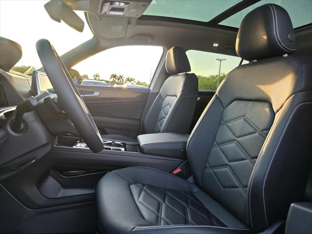 2026 Volkswagen Atlas SE with Technology