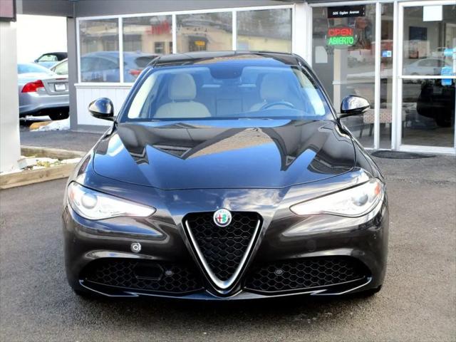 2017 Alfa Romeo Giulia Ti AWD