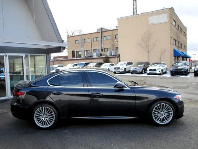 2017 Alfa Romeo Giulia Ti AWD