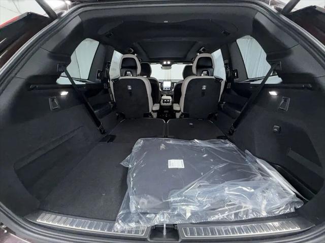 2026 Volvo XC90 Plus, B6 AWD Gas (mild hybrid), Gasoline, Bright, 6 Seats