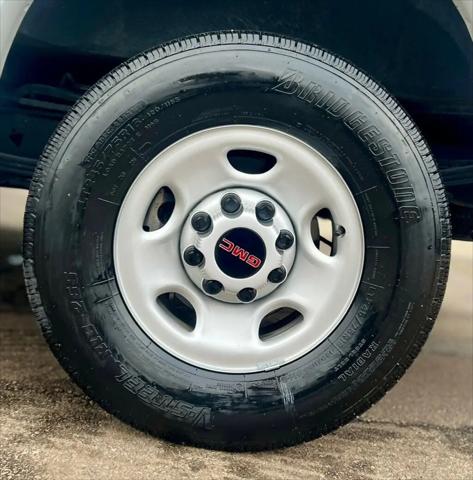 2024 GMC Savana Cargo RWD 2500 Regular Wheelbase Work Van