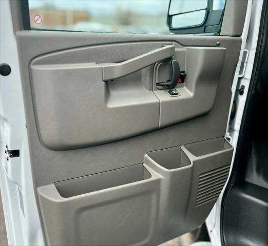 2024 GMC Savana Cargo RWD 2500 Regular Wheelbase Work Van