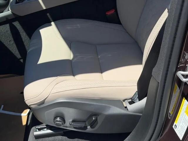 2026 Volvo XC90 Plus, B6 AWD Gas (mild hybrid), Gasoline, Bright, 7 Seats