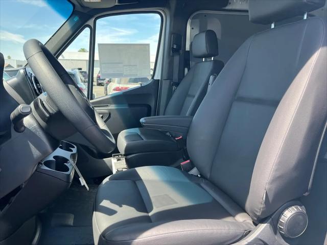 2026 Mercedes-Benz Sprinter 2500 Standard Roof 4-Cyl Diesel