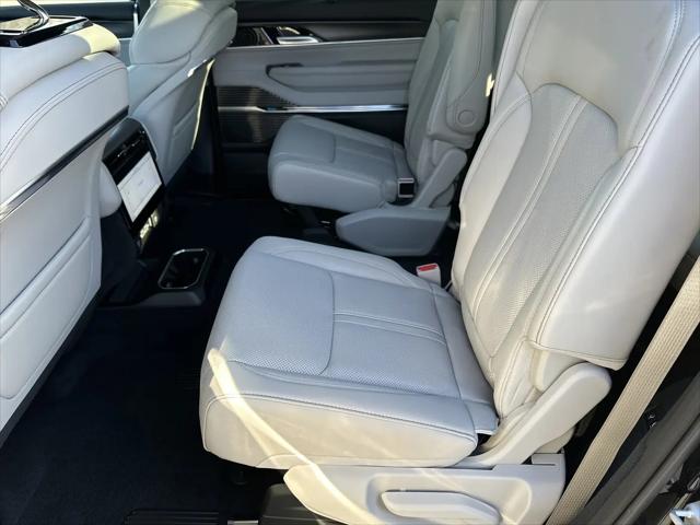 2026 Jeep Grand Wagoneer Summit Obsidian 4x4