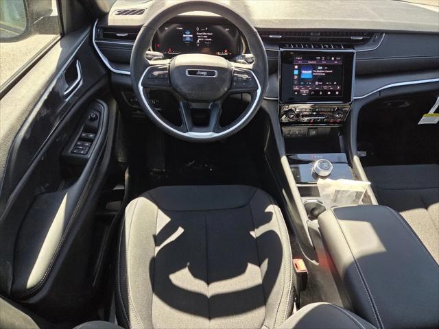 2026 Jeep Grand Cherokee L Altitude 4x2