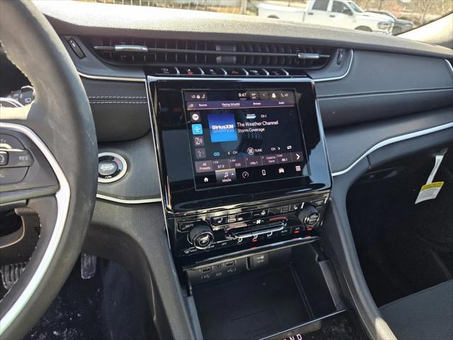 2026 Jeep Grand Cherokee L Altitude 4x2