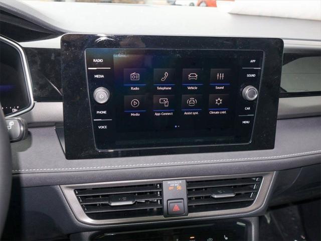 2026 Volkswagen Taos SE Black