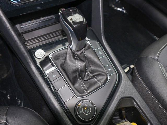 2026 Volkswagen Taos SE Black