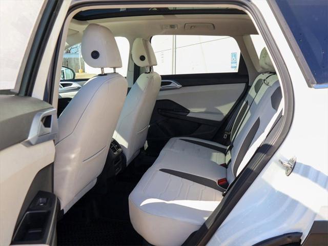 2026 Volkswagen Taos SE