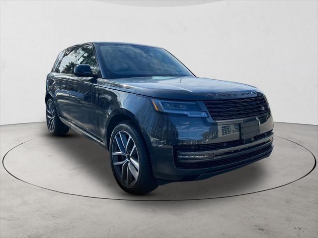 2026 Land Rover Range Rover P400 SE