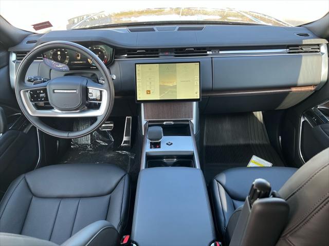 2026 Land Rover Range Rover P400 SE