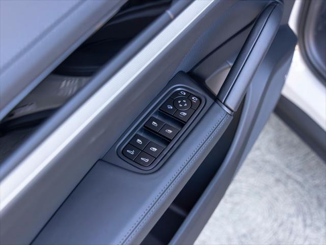 2026 Porsche Cayenne Unknown