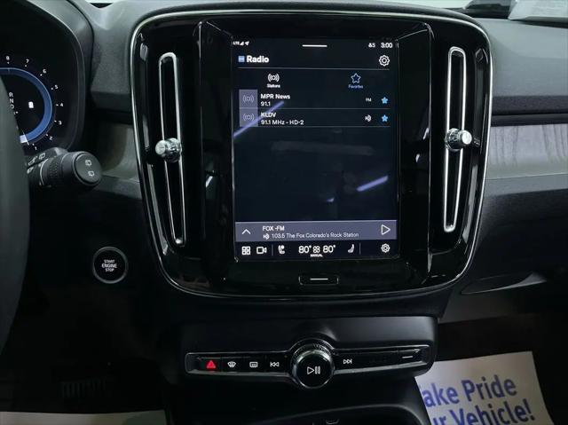 2024 Volvo XC40 B5 Ultimate Bright Theme