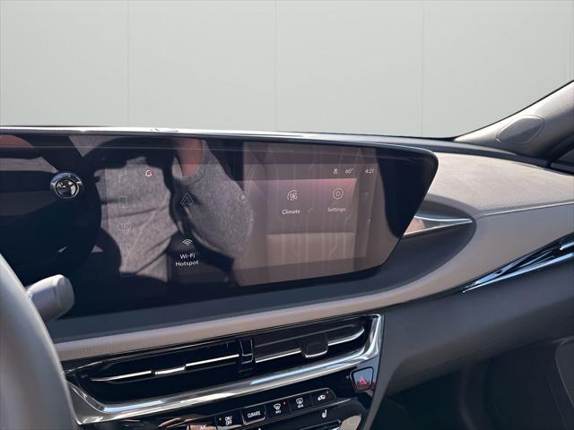 2026 Buick NV Avenir FWD