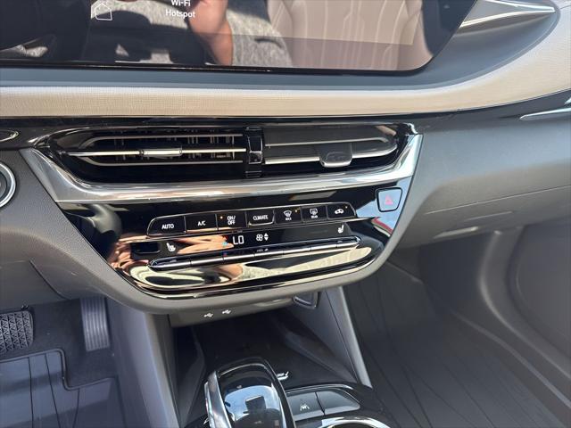 2026 Buick NV Avenir FWD