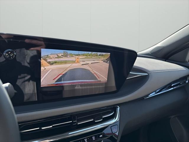 2026 Buick NV Avenir FWD
