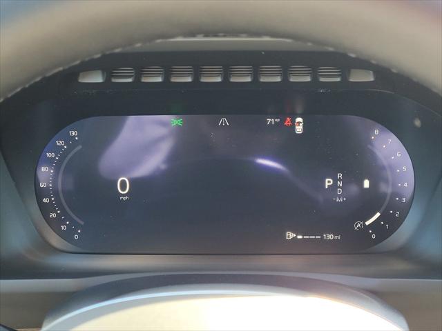 2026 Volvo XC90 Plus, B6 AWD Gas (mild hybrid), Gasoline, Bright, 7 Seats