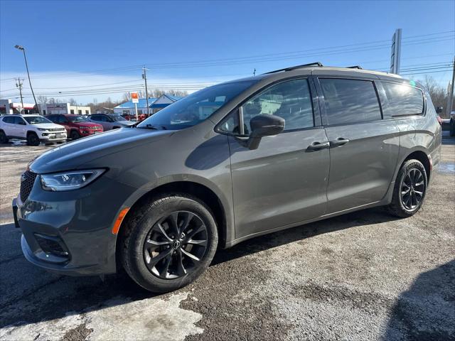 2021 Chrysler Pacifica Touring L AWD for sale in Potsdam, NY