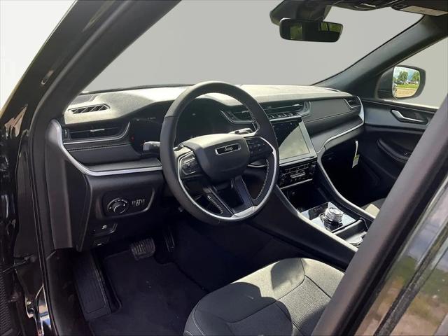 2026 Jeep Grand Cherokee L Altitude 4x4