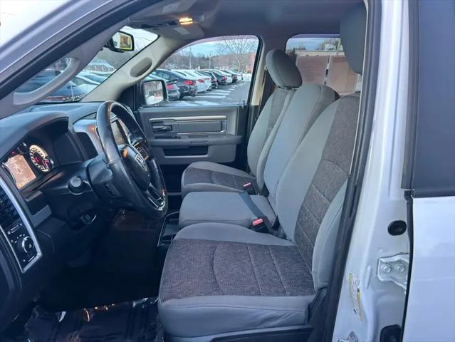 2017 Ram 1500 Big Horn Crew Cab 4x4 5'7" Box