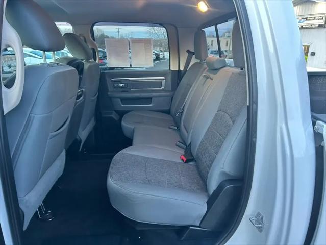2017 Ram 1500 Big Horn Crew Cab 4x4 5'7" Box