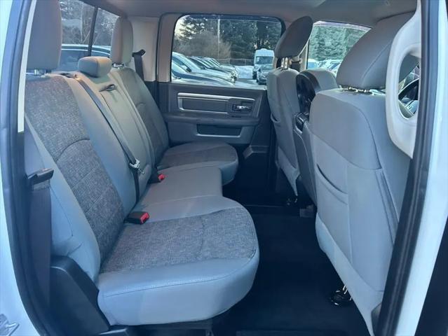 2017 Ram 1500 Big Horn Crew Cab 4x4 5'7" Box