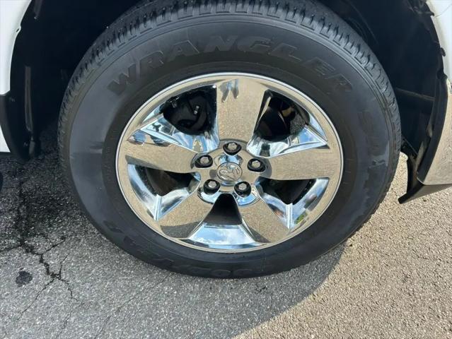 2017 Ram 1500 Big Horn Crew Cab 4x4 5'7" Box