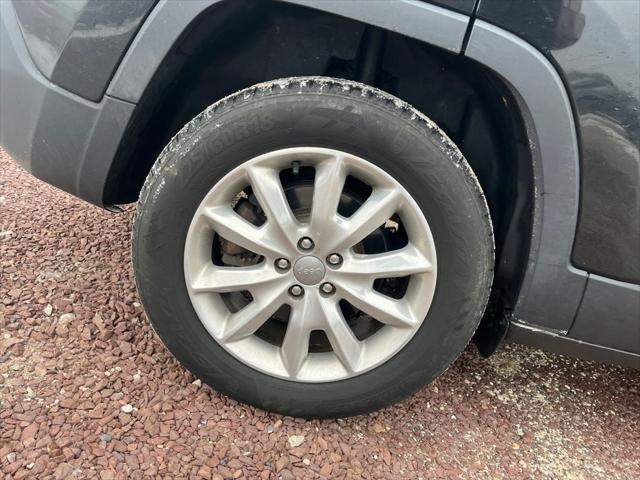 2017 Jeep Cherokee Limited 4x4 2017 Jeep Cherokee Limited 4x4