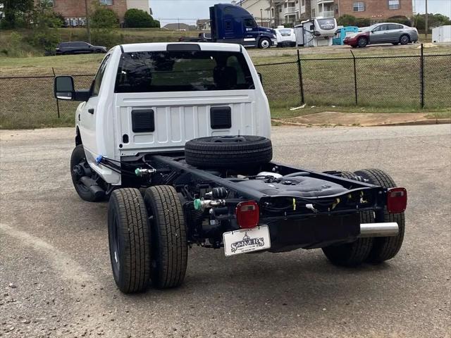 2026 Ram 3500 Tradesman/Big Horn