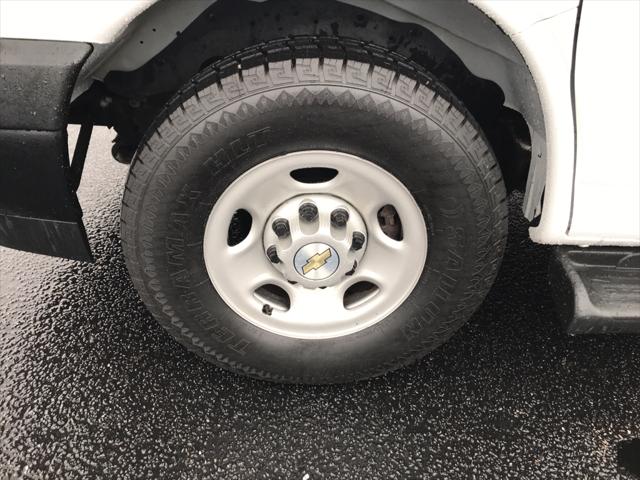 2023 Chevrolet Express Passenger RWD 3500 Extended Wheelbase LS
