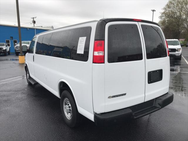 2023 Chevrolet Express Passenger RWD 3500 Extended Wheelbase LS
